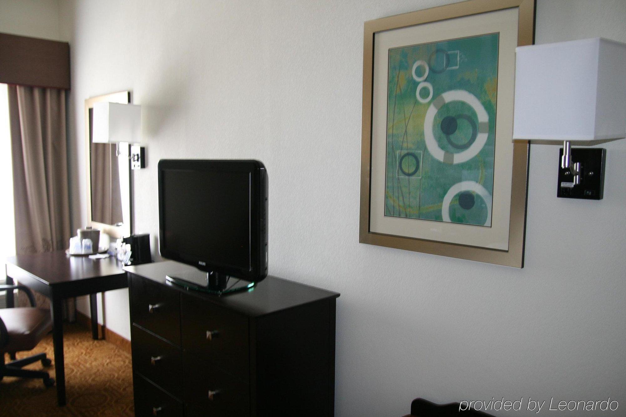 Comfort Inn & Suites Toledo Oda fotoğraf