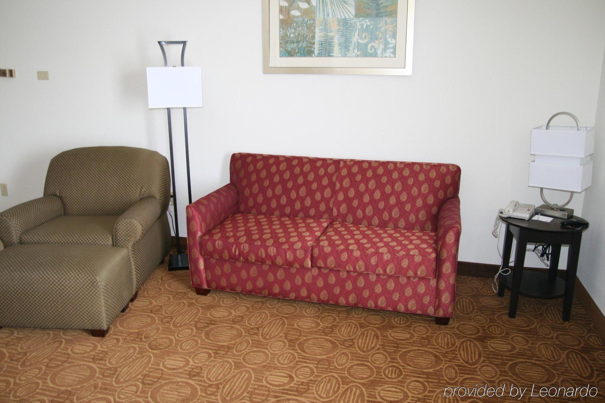 Comfort Inn & Suites Toledo Oda fotoğraf